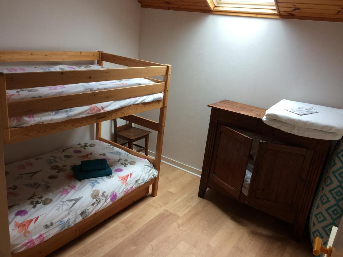 Gîte 4 personnes situé aux portes du Périgord Saint-Adjutory Exterior foto