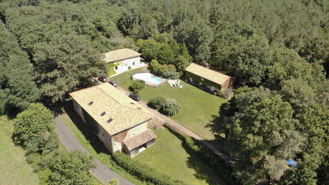 Gîte 4 personnes situé aux portes du Périgord Saint-Adjutory Exterior foto